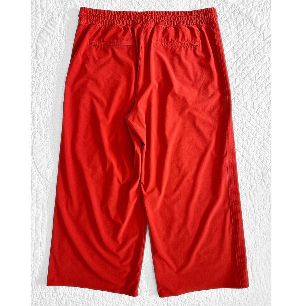 Athleta Avenue Wide Leg Crop Pant Currant Red Women’s Size 16 - Picture 3 of 13